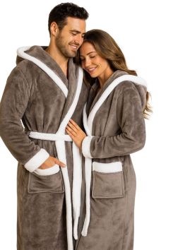 Grijze badjas met capuchon