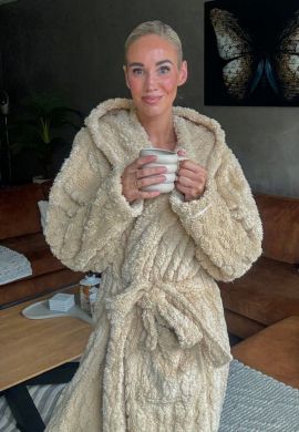 Damen-Bademantel mit Kapuze Sand - Fleece - Kabelstruktur - Charlie Choe